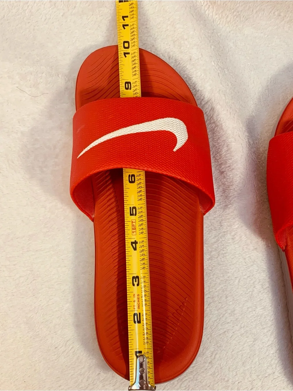 Youth Sz 6 Nike Kawa Red Slides with White Swoosh Strap